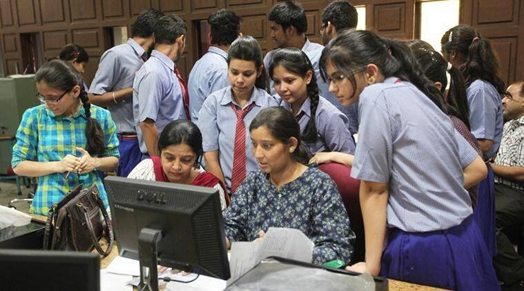 (प्रतिकात्मक छायाचित्र )