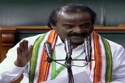 काँग्रेसचे खासदाराचे करोनामुळे निधन;मोदी,राहुल गांधी यांनी व्यक्त केलं दुःख