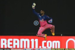 Video : संजू सॅमसनने घेतलेला भन्नाट झेल पाहिलात का?; केदार जाधवलाही कळलं नाही