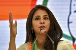 “बॉलिवूडमधल्या ड्रग्ज माफियांची नावं उघड कर”; उर्मिला मातोंडकरचं कंगनाला आव्हान