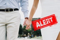 #CoupleChallenge काय आहे? सहभागी होऊ नका असा पोलिसांनी का दिला इशारा?