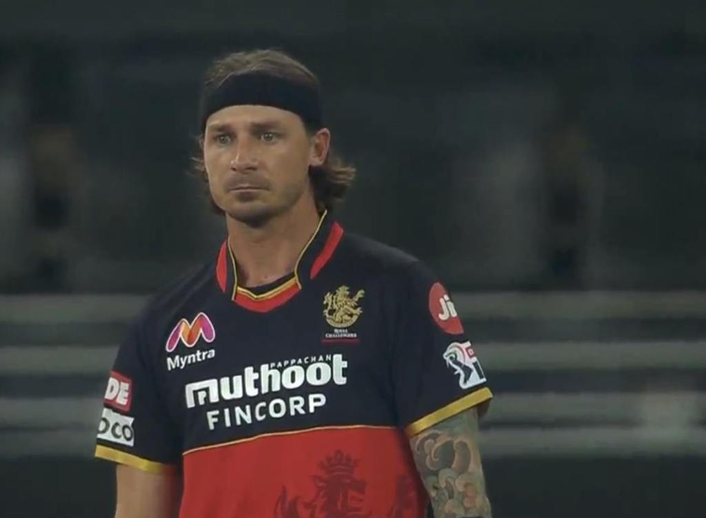 IPL 2020: ‘स्टेन’गन थंडावली; दिल्या तब्बल ५७ धावा