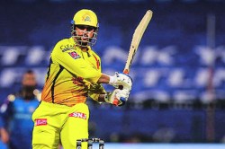 विलगीकरणाचा फटका – धोनी