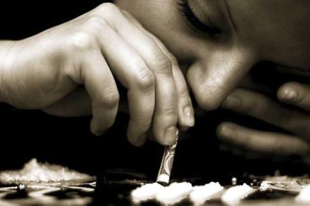 वीस कोटींच्या अमली पदार्थ प्रकरणात १४ आरोपी अटकेत वीस कोटींच्या अमली पदार्थ प्रकरणात १४ आरोपी अटकेत