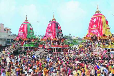 देवाच्या दारी..