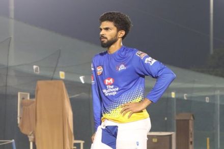 पहिला आयपीएल हंगाम खेळणारा युवा ऋतुराज गायकवाडला २० लाख रुपयांत खरेदी केलं होतं. गायकवाडनं सहा सामन्यात २०४ धावा काढल्या आहेत. गायकवाडच्या एका धावेसाठी चेन्नईला ९ हजार ८०३ रुपयांना पडली आहे. 
