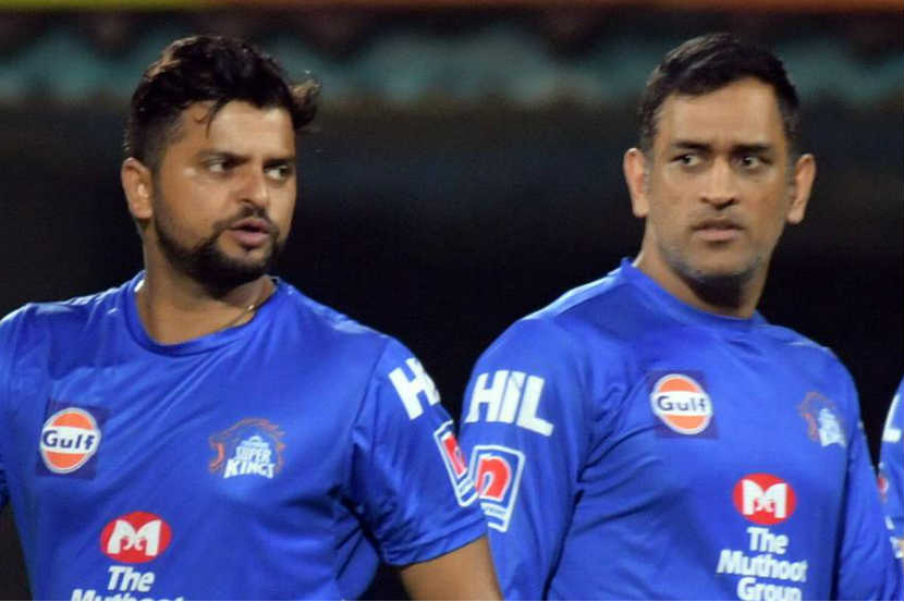 रैनाने ट्विटरवर केलं CSK, धोनीला अनफॉलो?