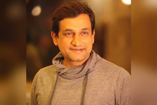 ‘माझ्या कर्णिकाचा काहीतरी पंगा झालाय..’; प्रसाद ओकची भन्नाट पोस्ट