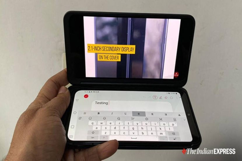 बंपर ऑफर्स! ५५ हजार रुपयांचा फोन फक्त २० हजार रुपयांत