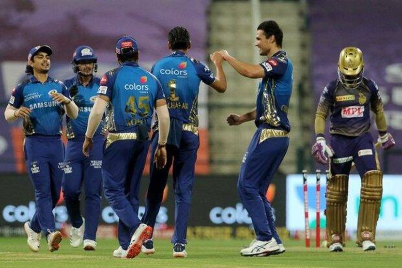 IPL २०२० : टॉप चार संघ कोणते? पर्पल, ऑरेंज कॅप कोणाकडे IPL २०२० : टॉप चार संघ कोणते? पर्पल, ऑरेंज कॅप कोणाकडे