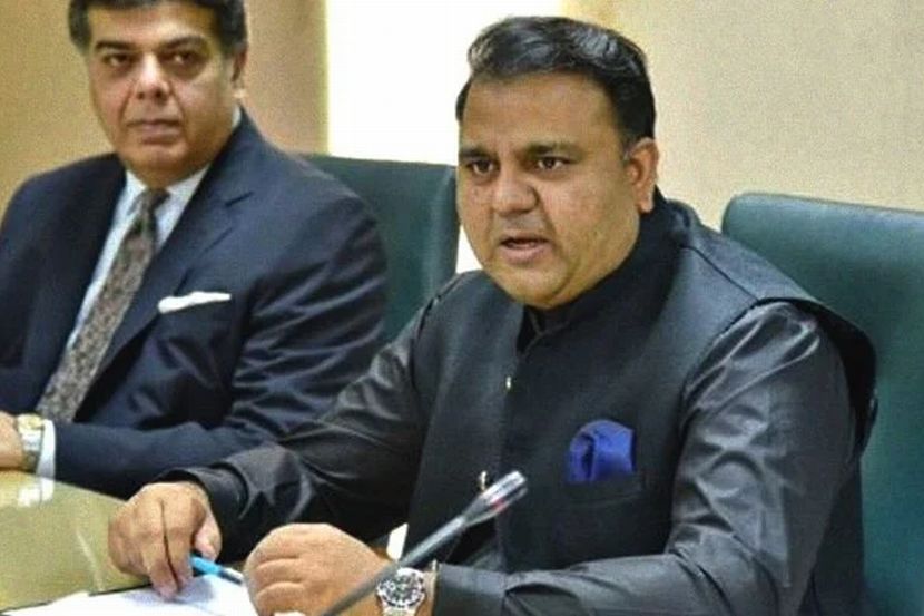 आम्ही हिंदुस्थानला घरात घुसून मारले म्हणणाऱ्या पाकिस्तानच्या मंत्र्याचा यु-टर्न, म्हणाले…