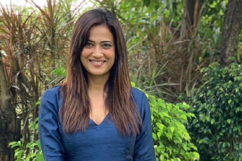 श्वेता तिवारीवर आर्थिक फसवणूकीचा आरोप; शिक्षकानं दिला कायदेशीर कारवाईचा इशारा