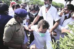 ‘दमनशाही’विरोधातील आवाज