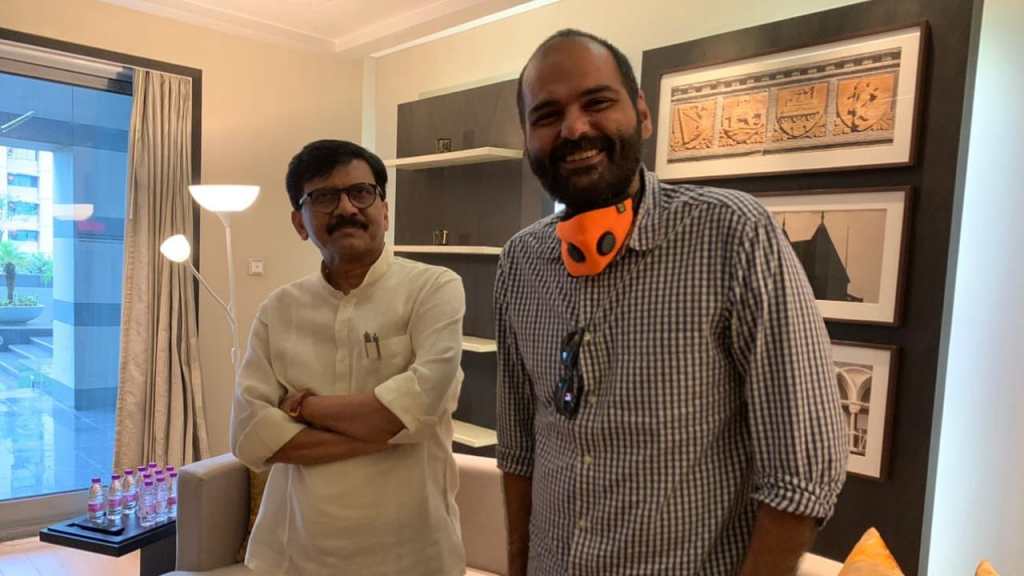 संजय राऊतांनी ट्विट केला कुणाल कामरासोबतचा फोटो
