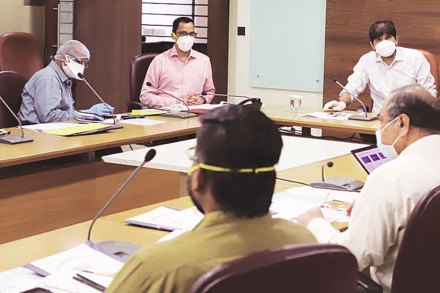 आरोग्य विभागाची झाडाझडती