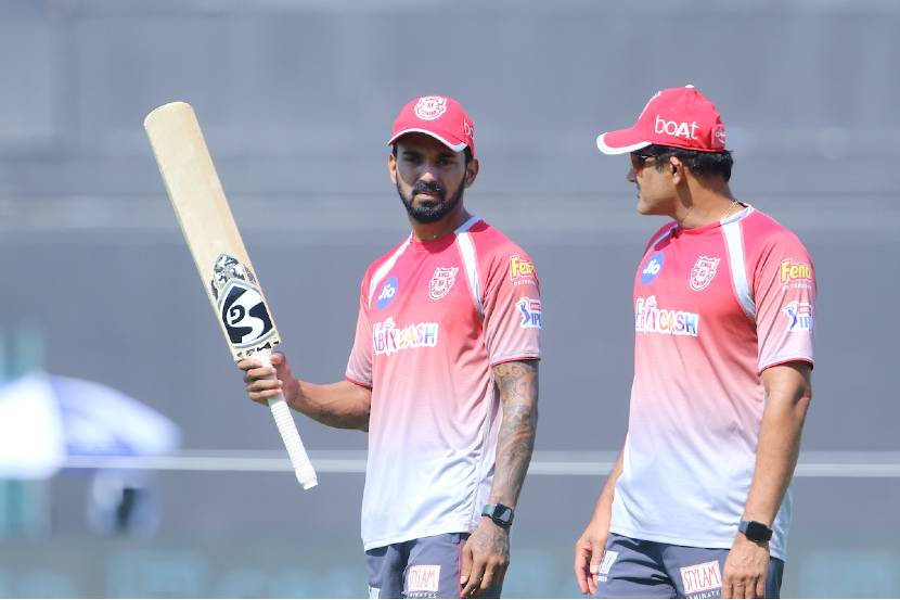 IPL : कुंबळे-राहुलची जोडी करणार पंजाबचं नेतृत्व, मॅक्सवेलचं स्थान धोक्यात असल्याचे संकेत IPL : कुंबळे-राहुलची जोडी करणार पंजाबचं नेतृत्व, मॅक्सवेलचं स्थान धोक्यात असल्याचे संकेत