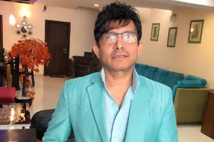 ‘बाहेर येताच अर्णब १०० टक्के भाजपाचा विरोध करणार’; केआरकेचा वादग्रस्त दावा