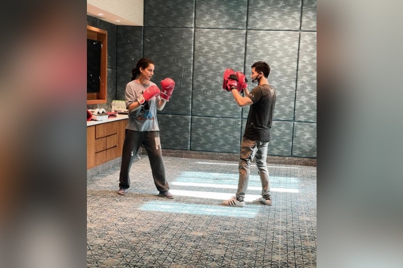 ‘मी तर जन्मत:चं मूर्ख’; शेहला रशीद प्रकरणात कंगनाची उडी