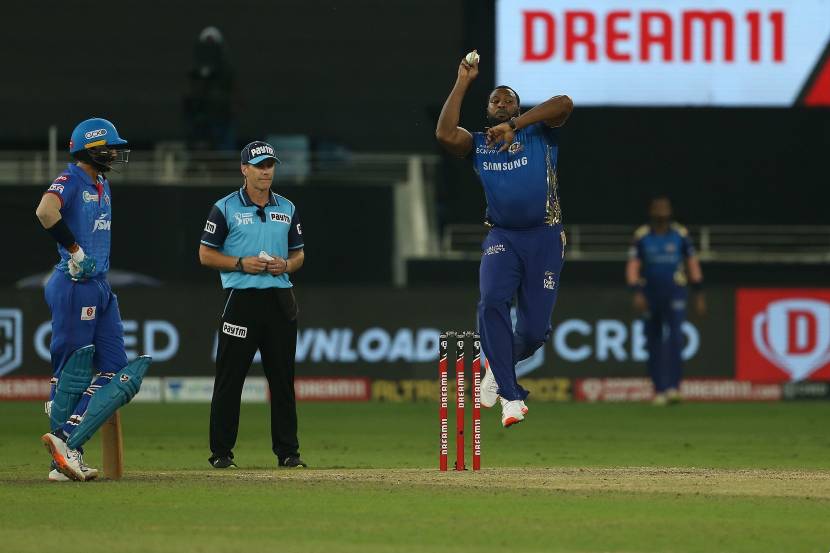 IPL 2020 मध्ये पंचही कमावणार लाखो रुपये, जाणून घ्या किती मिळणार मानधन??
