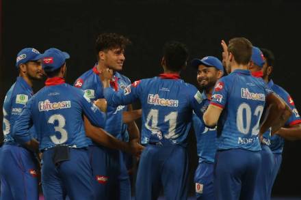 IPL 2020 : दिल्ली कॅपिटल्स अंतिम फेरीत, सेहवाग म्हणतो ऐसा पहली बार हुआ है…