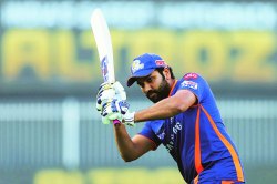 IPL 2020 : रोहित शर्माचं विक्रमी ‘द्विशतक’, धोनीच्या यादीत मिळवलं स्थान