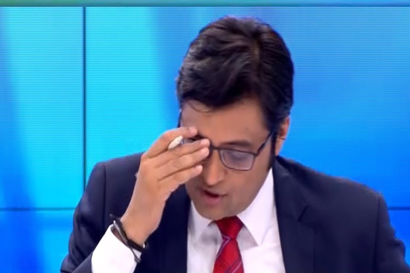 अर्णब गोस्वामी यांची त्यांच्याच शो मध्ये ‘बोलती बंद’; चर्चेसाठी आलेल्या प्रवक्त्याने सुनावलं…