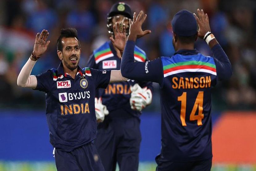 Ind vs Aus : Playing XI मध्ये नसतानाही चहल गोलंदाजीला कसा आला?, जाणून घ्या नियम