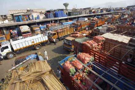 उत्पन्नापेक्षा खर्च वाढला