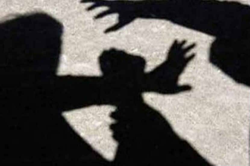 वाहतूक पोलिसाला मारहाण ; दुचाकीस्वार अटकेत
