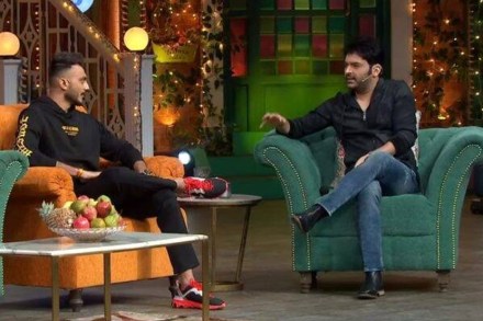 मुख्याध्यापकाच्या चुकीमुळे बदलली अक्षर पटेलच्या नावाची स्पेलिंग; कपिलच्या शोमध्ये सांगितला किस्सा