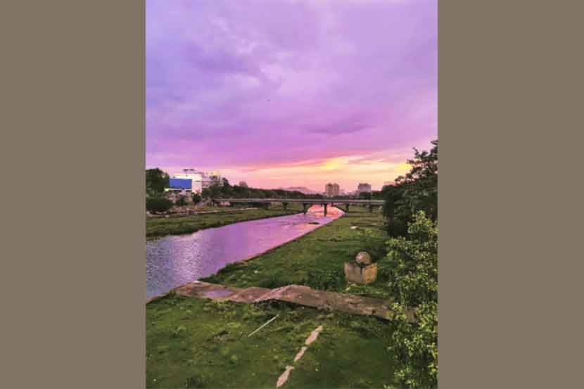 मुठा, पुणे (छायाचित्र : अभय कानविंदे)