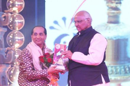 चार पावसाळे पाहिलेला ’बाप माणूस’