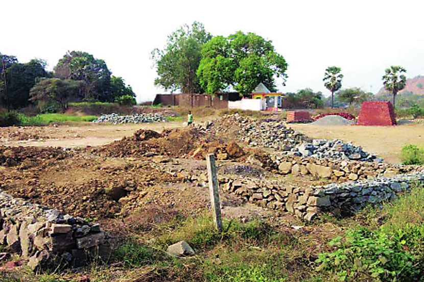 राखीव भूखंडावर अतिक्रमण