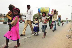 तिहेरी घसरणीचे वर्ष..