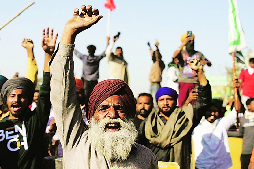 ‘चले जाव’ची आठवण देणारे आंदोलन ‘चले जाव’ची आठवण देणारे आंदोलन