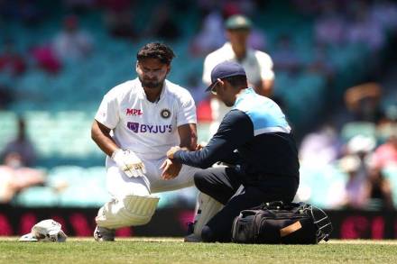 IND vs AUS : यष्टीमागे पंतला आठवलं हे भोजपुरी गाणं, व्हिडीओ झाला व्हायरल