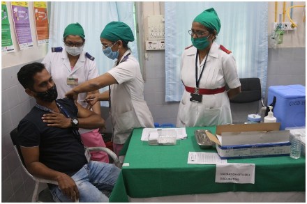 नवी मुंबईत दिवसभरात ३१३ कोविड योध्यांचे लसीकरण पूर्ण