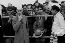VIDEO : बघा कसा साजरा झाला होता भारताचा पहिला प्रजासत्ताक दिन