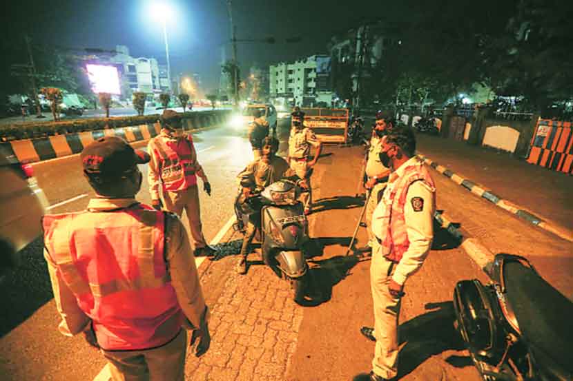 नववर्ष स्वागत साधेपणाने