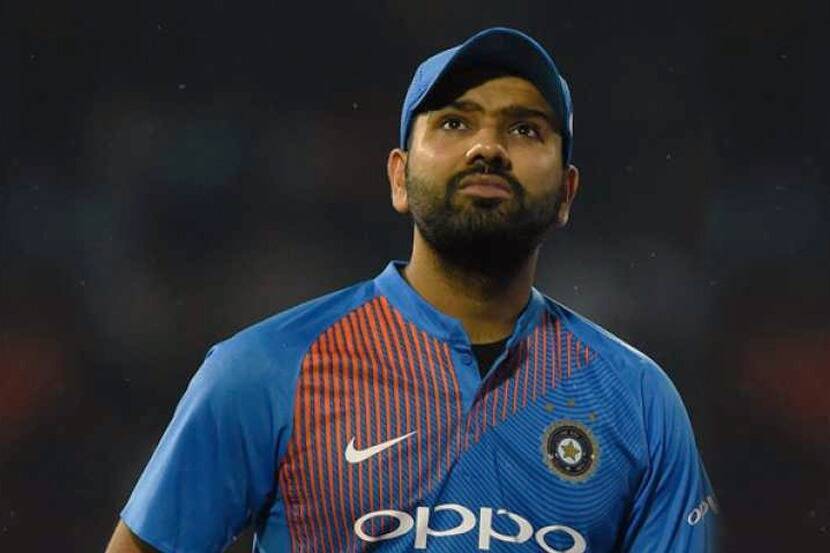 IND vs AUS: रोहित शर्मासह पाच भारतीय क्रिकेटपटू आयसोलेशनमध्ये, कारण…