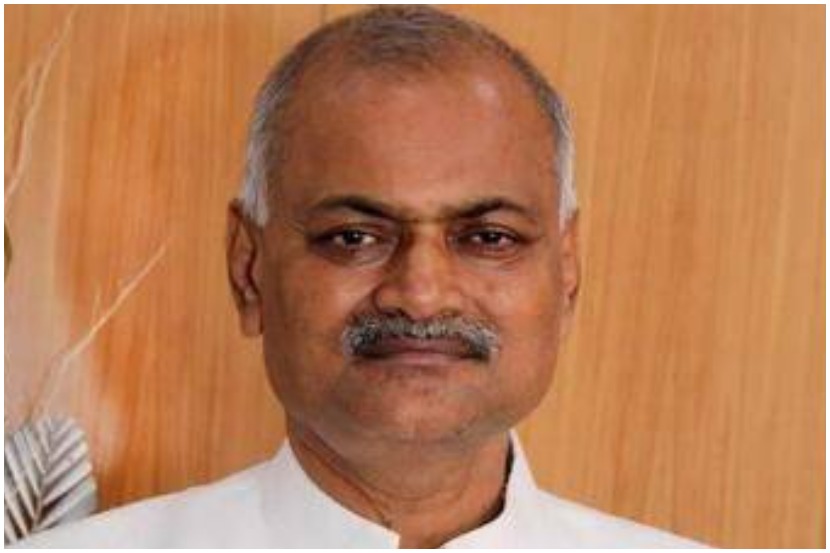 फडणवीस सरकारने मला खूप त्रास दिला; डॉ. तात्याराव लहाने यांचा गौप्यस्फोट फडणवीस सरकारने मला खूप त्रास दिला; डॉ. तात्याराव लहाने यांचा गौप्यस्फोट