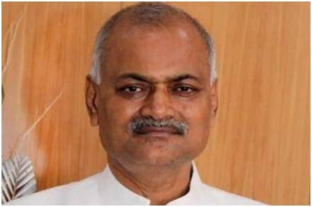 फडणवीस सरकारने मला खूप त्रास दिला; डॉ. तात्याराव लहाने यांचा गौप्यस्फोट फडणवीस सरकारने मला खूप त्रास दिला; डॉ. तात्याराव लहाने यांचा गौप्यस्फोट