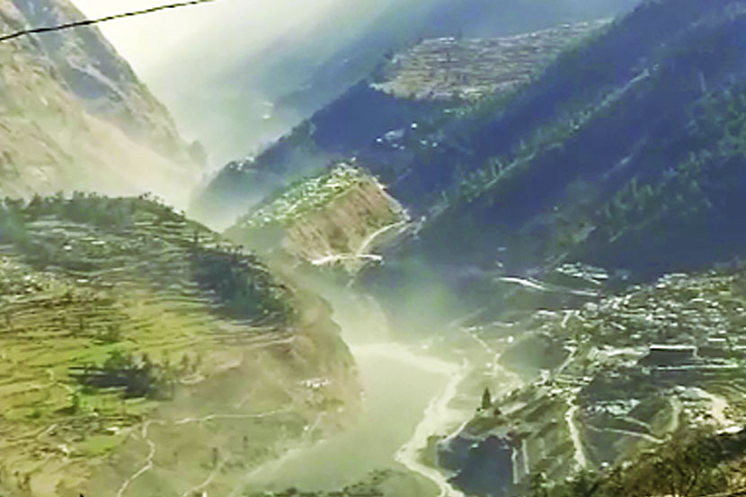 उत्तराखंडमध्ये प्रलय