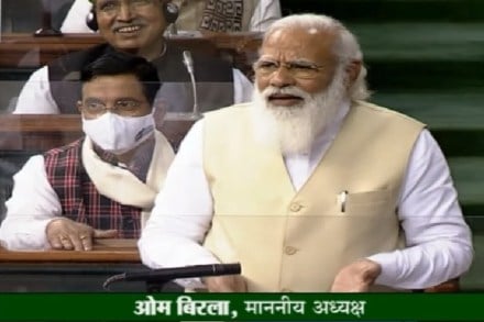 शेतकरी आंदोलनाच्या मुद्द्यावर बोलताना पंतप्रधान मोदी. शेतकरी आंदोलनाच्या मुद्द्यावर बोलताना पंतप्रधान मोदी.