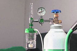 рдмрд┐рдЧрд░ рдХрд░реЛрдирд╛ рдЦрд╛рд╕рдЧреА рд░реБрдЧреНрдгрд╛рд▓рдпрд╛рдВрдд рдкреНрд░рд╛рдгрд╡рд╛рдпреВрдЪрд╛ рддреБрдЯрд╡рдбрд╛