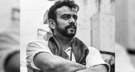 पगार 25 हजार आणि फॉर्च्युनरचा हफ्ता 30 हजार, आस्ताद काळेचा नगरसेवकांना टोला