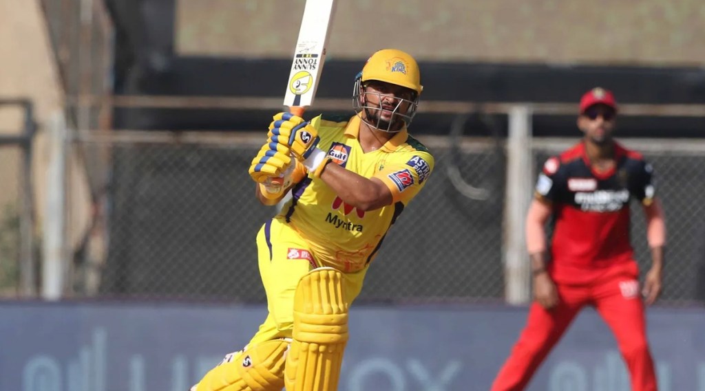csk batsman suresh raina became seventh player to smash 200 sixes in IPL