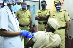 ठाणे कारागृहातील कैद्यांनाही लस