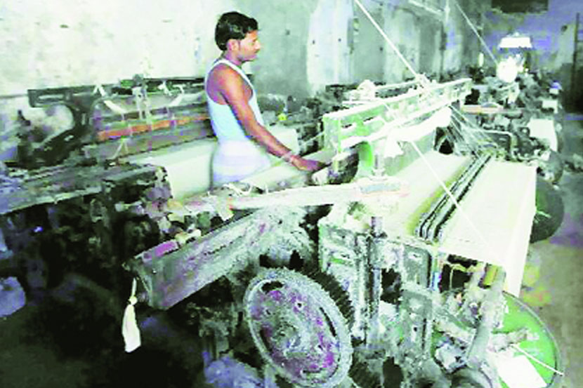 यंत्रमाग कारखान्यांना पुन्हा टाळे यंत्रमाग कारखान्यांना पुन्हा टाळे