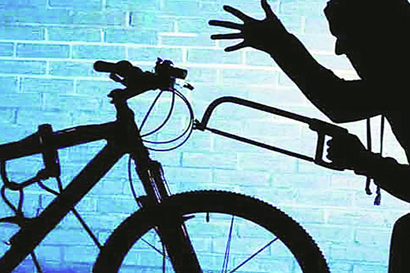 महापालिकेचे कर्मचारी वाहनचोरीचे सूत्रधार महापालिकेचे कर्मचारी वाहनचोरीचे सूत्रधार